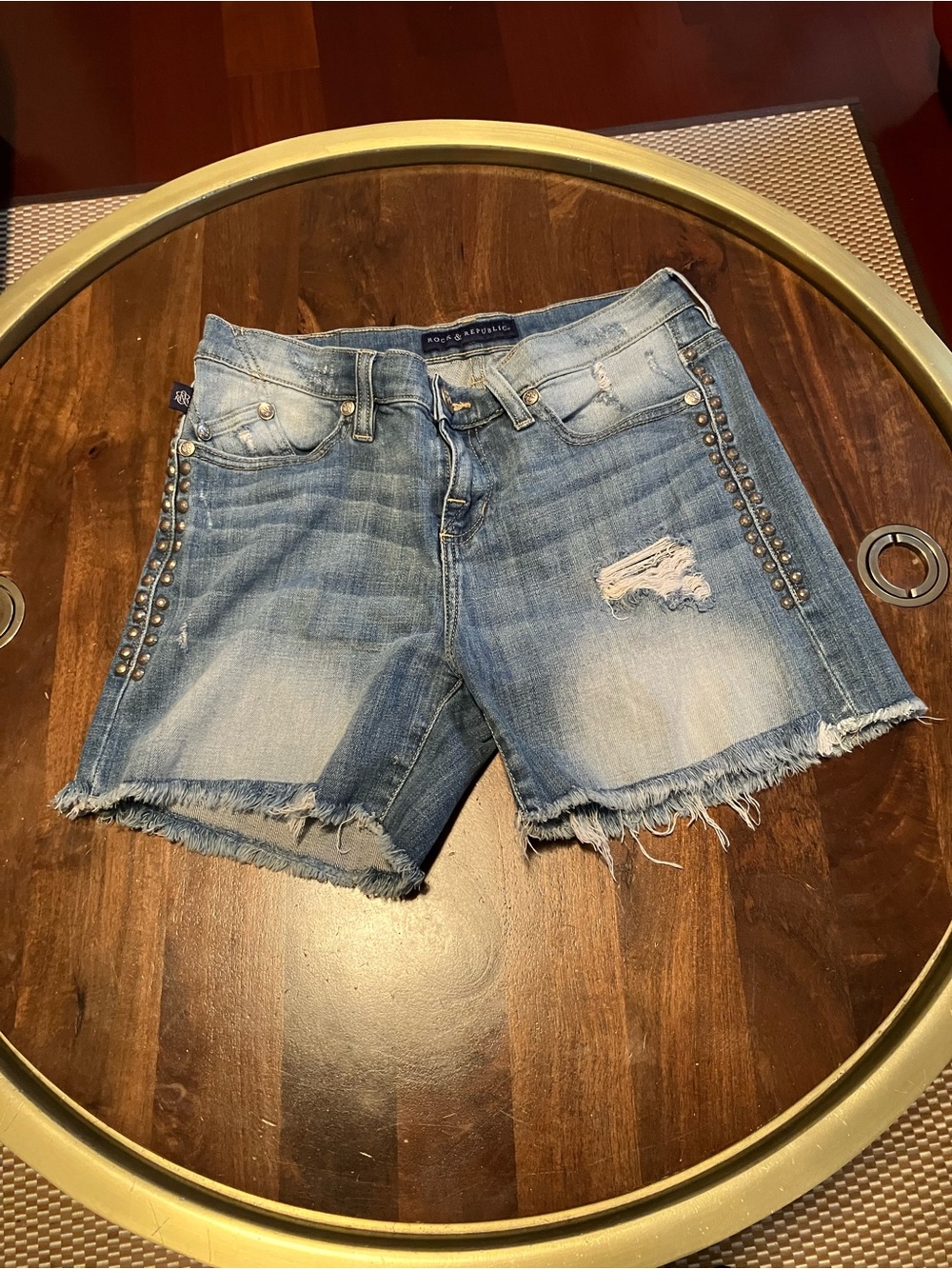 Rock Republic Womens 6 Bumpershoot Distressed Studded Raw Hem Jean Shorts